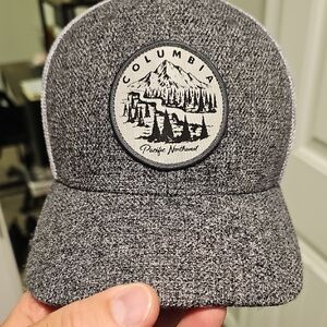 Columbia Heathered Black Cap with Mountain Patch